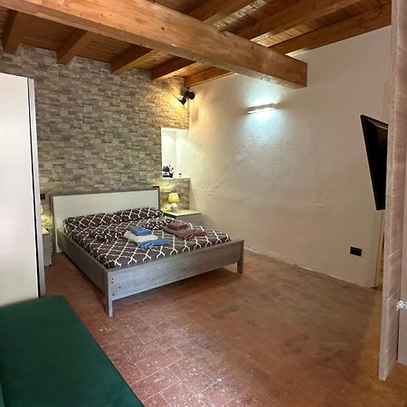 Appartamenti In Centro Storico A 15 Min Dal Lago D'Iseo - Free Wi-Fi - Ac Pallazzolo sullʼOglio Екстериор снимка